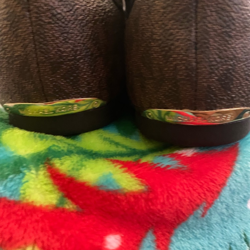 Michael Kors black and brown loafers